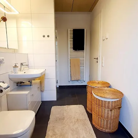 Apartment 4 Zi-wohnung 106m2 Nahe Stuttgart Airport Ostfildern