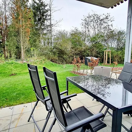 4 Zi-wohnung 106m2 Nahe Stuttgart Airport Apartment *