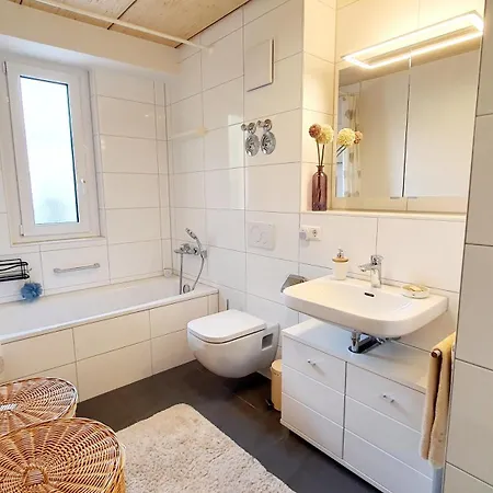 Apartment 4 Zi-wohnung 106m2 Nahe Stuttgart Airport
