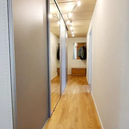 4 Zi-wohnung 106m2 Nahe Stuttgart Airport Apartment *