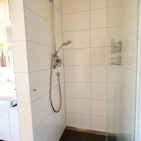 4 Zi-wohnung 106m2 Nahe Stuttgart Airport Apartment Ostfildern